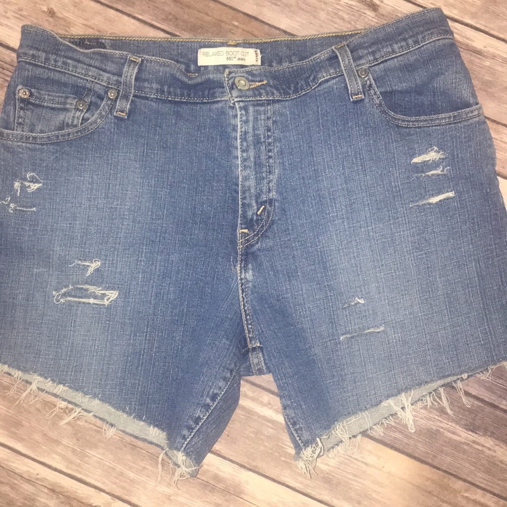Levi’s shorts size 14